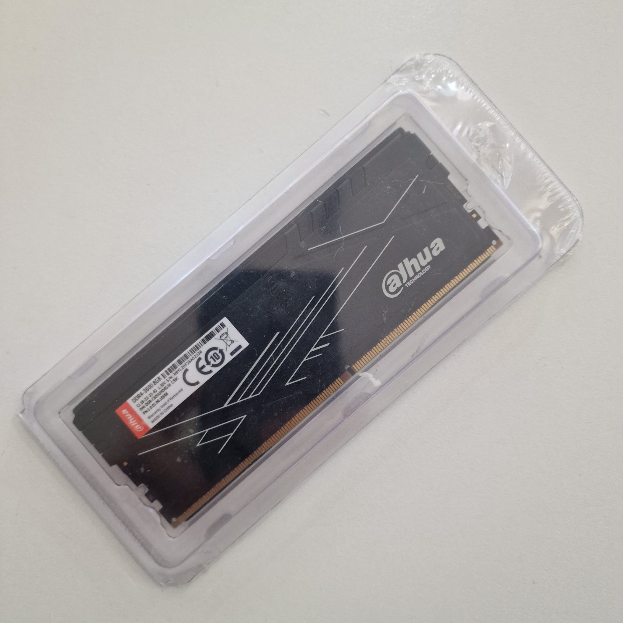 DAHUA 8 GB DDR4 3600MHZ C600 CL18 1.35V - HS
